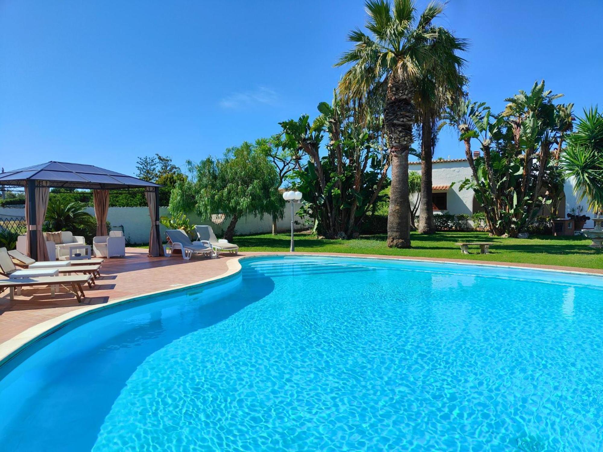 Villa Alfonsa, Fontane Bianche, Siracusa, Private Pool, 10Min From The Beach 外观 照片