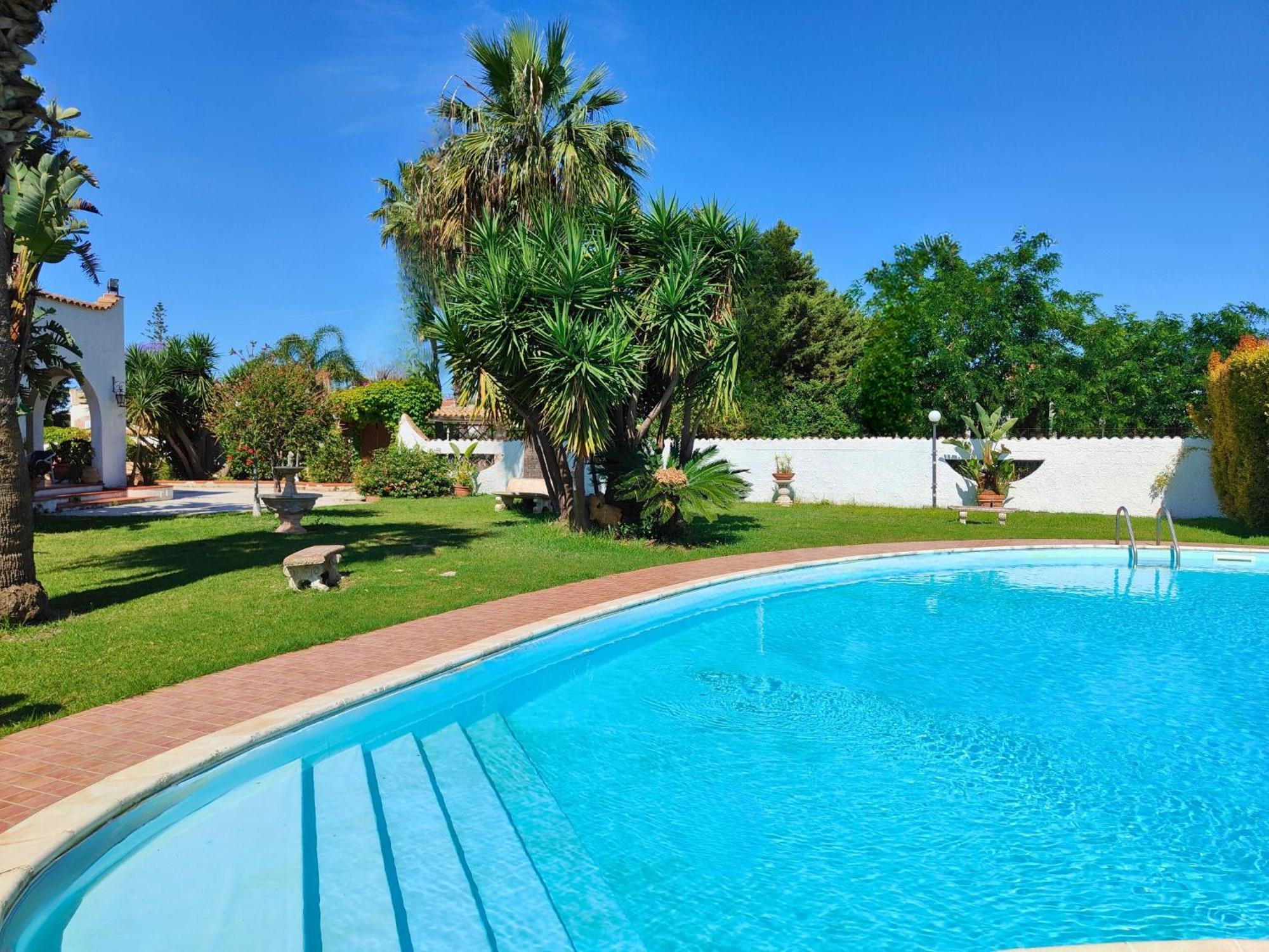 Villa Alfonsa, Fontane Bianche, Siracusa, Private Pool, 10Min From The Beach 外观 照片