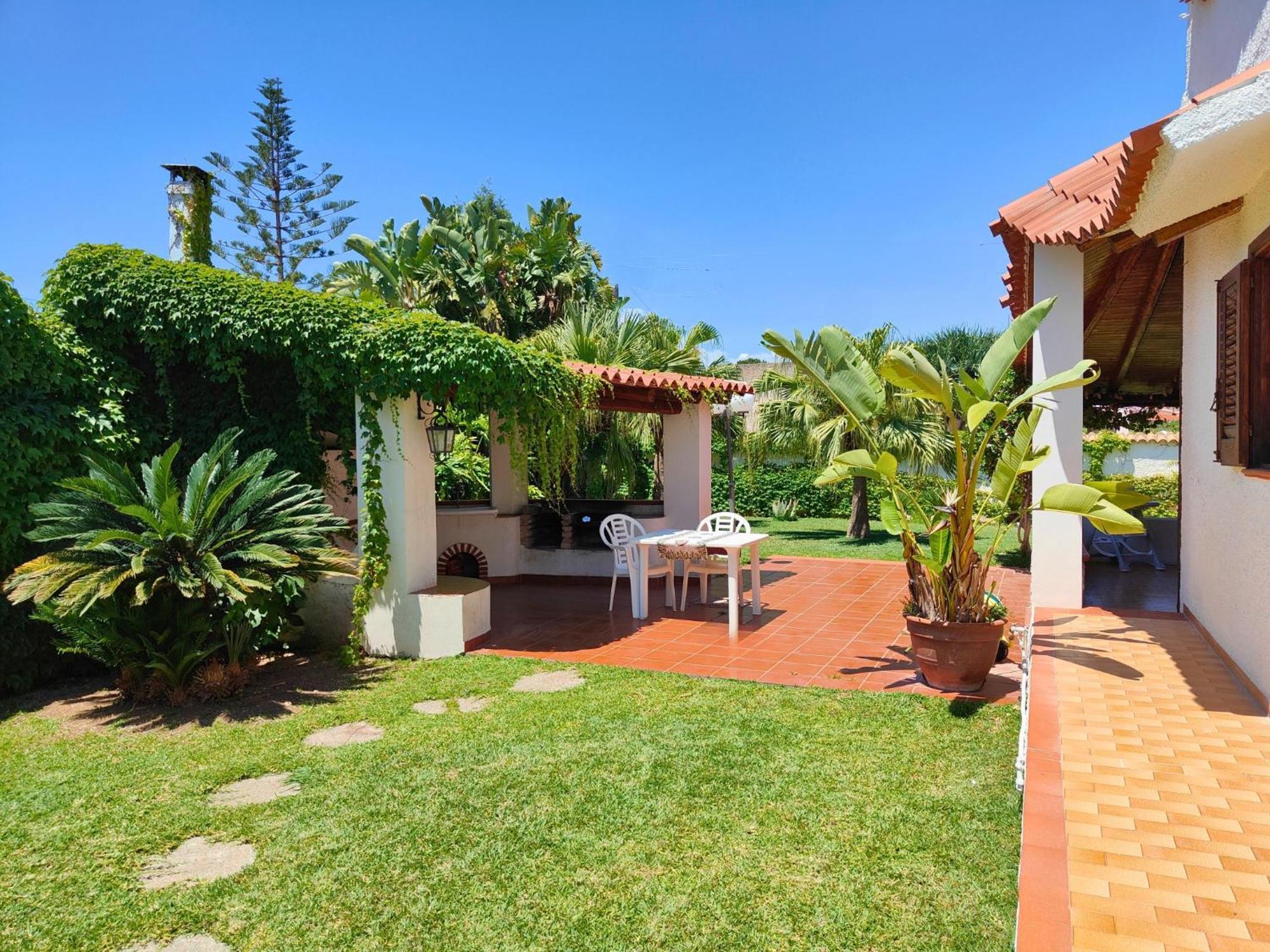 Villa Alfonsa, Fontane Bianche, Siracusa, Private Pool, 10Min From The Beach 外观 照片