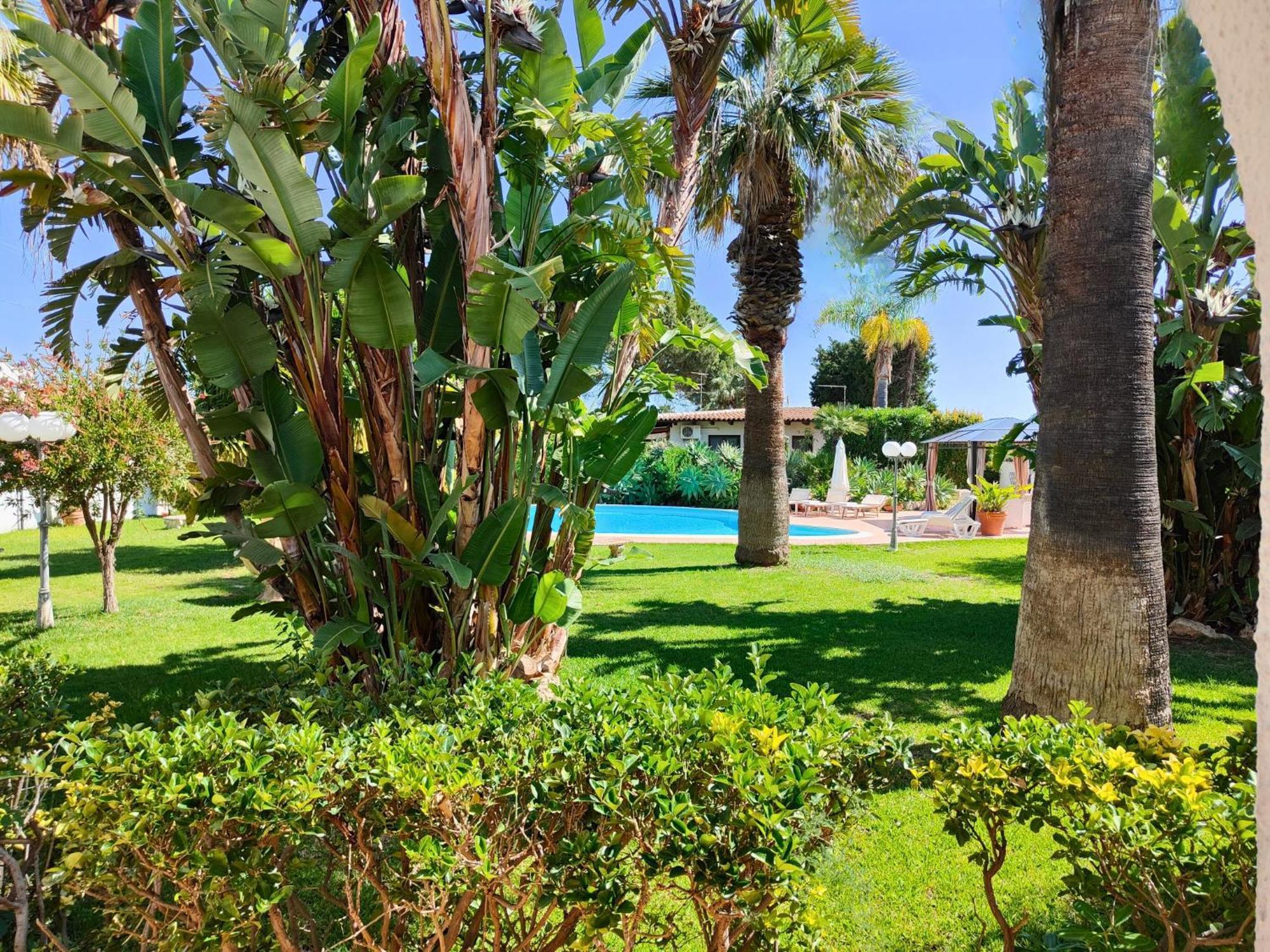 Villa Alfonsa, Fontane Bianche, Siracusa, Private Pool, 10Min From The Beach 外观 照片